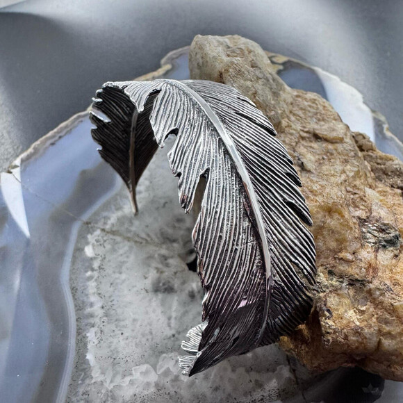 Sterling Silver Southwestern Style Wide Feather Decorated Bracelet For Women - Picture 4 of 10